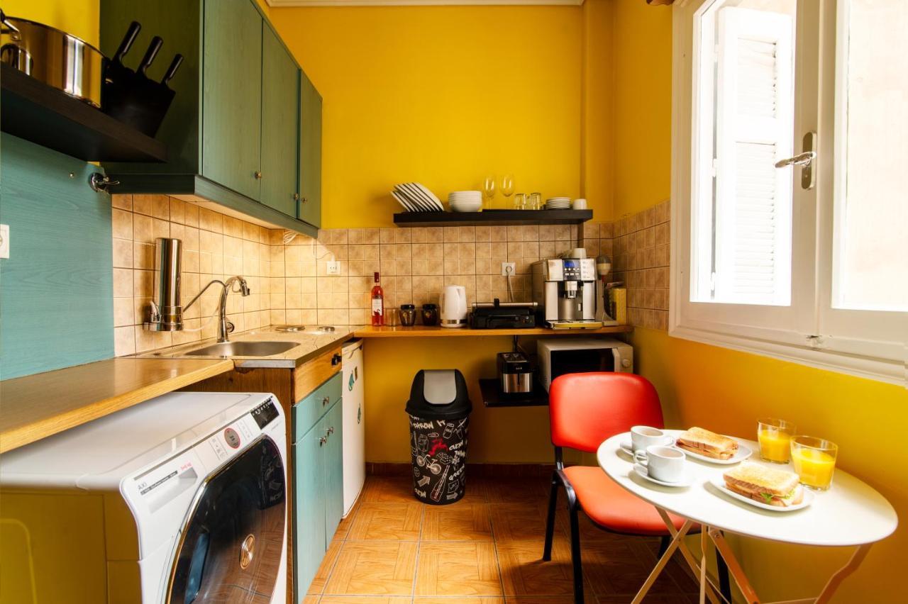 אתונה Charlie City Center Room מראה חיצוני תמונה
